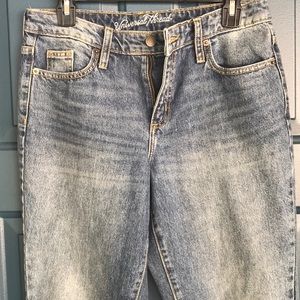 Target Universal Thread jeans